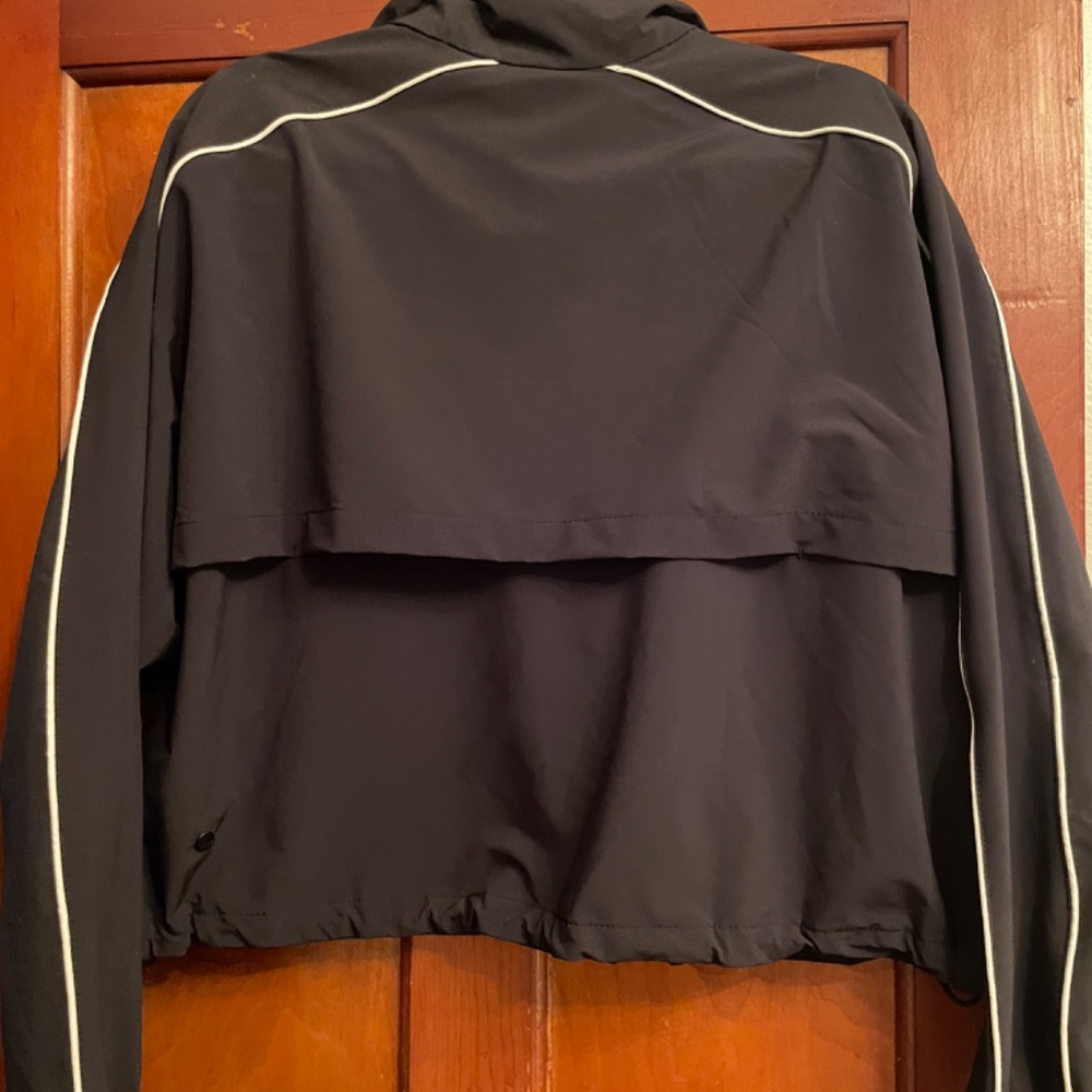 Running Jacket - Picture 3 of 3